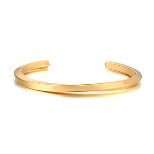 Pulsera inspiradora de acero inoxidable con baño de oro, diseño de brazalete retorcido, con la frase 'Nunca te rindas' - Product Image 3
