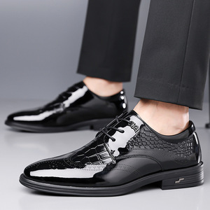 Chaussures habillées souples pour hommes en cuir verni, style Richelieu à bout pointu, à lacets, semelle en caoutchouc, pour mariage et tenue formelle d'automne - Product Image 2