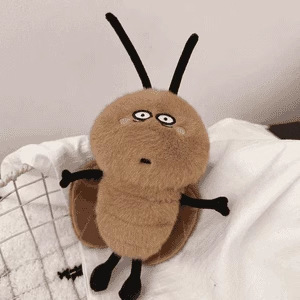 Cadeau farfelu amusant pour le Poisson d'avril : Jouet blagueur en peluche en forme de cafard, adorable et inattendu, idéal pour les fêtes et les plaisants tours sur les amis - Product Image 2