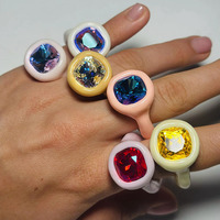 Nouveauté : bagues en émail coloré à imprimé léopard et diamants volumineux pour femmes