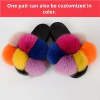 Pantoufles plates en fourrure de raton laveur à six boules de couleurs mélangées Sandales en fourrure de renard Pom Pom Slides pour femmes