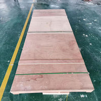 Piscines acryliques extérieures sur mesure Feuilles de plastique personnalisées comme un paradis Unique Amélioration du mode de vie Traitement de moulage de coupe