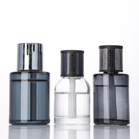Ensemble de diffuseur de parfum de luxe en gros de roseau de diffuseur de parfum bouteille de diffuseur de parfum avec le chapeau et le bâton