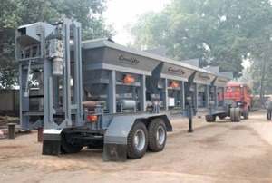 Usine de mélange d'asphalte à tambour mobile automatique de qualité Brûleur économe en carburant Moteur à engrenages à roulement Construction avec garantie d'un an - Product Image 3