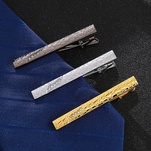 Nouveau Produit 2026 – Pince à <span class=keywords><strong>Cravate</strong></span> Tendance en Fer Argenté et Cristal K9 – Articles Cadeaux pour Bureau, Tenue Habillée, Clips Électroplaqués Coréens pour Hommes - Product Image 3