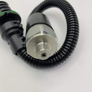Sensor de Presión de Aceite Senwei 11170079 con Montaje Roscado para Cargadoras de Ruedas Volvo y Maquinaria de Excavación - Product Image 3