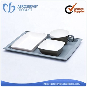 Ensemble de vaisselle en plastique pour le <span class=keywords><strong>service</strong></span> de repas en vol, vaisselle réutilisable et durable avec assiettes, bols et tasses - Product Image 5