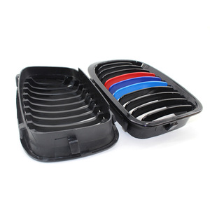 Parrilla Delantera BMW E46 Estilo M en Negro Brillante, Rejilla de Admisión de Aire, Mejora de Parachoques, Plástico ABS - Product Image 3