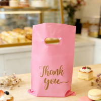 Sacs en plastique personnalisés découpés à la forme avec poignée, roses, en PE, pour boutiques, sacs de shopping, emballages cadeaux avec logo imprimé, vente en gros