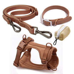Collier de grand chien doux et confortable avec harnais de laisse attaché en plastique PVC TPU de luxe pour la formation disponible en petites tailles XL - Product Image 1
