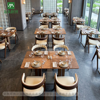 Ensemble de table et de chaises de salle à manger d'extérieur en aluminium moderne de luxe, mobilier de restaurant commercial imperméable pour hôtel, complexe hôtelier, villa