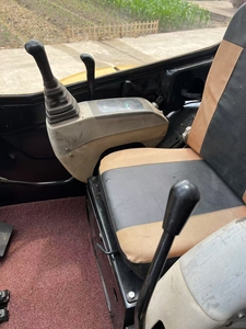 Para excavadora CAT 303e, oruga hidráulica de 3 toneladas, oruga de segunda mano 303 con componentes de núcleo de subasta, caja de cambios de motor - Product Image 3