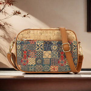 Bolso <span class=keywords><strong>bandolera</strong></span> de Cuero de corcho de hombro Retro de alta calidad personalizado 2025 bolso de hombro de diseño de estilo étnico de elemento Natural - Product Image 1