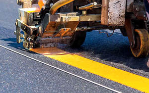 Machine <span class=keywords><strong>de</strong></span> marquage routier thermoplastique multifonctionnelle à conduite autonome <span class=keywords><strong>pour</strong></span> autoroute, <span class=keywords><strong>route</strong></span> urbaine, aéroport - Product Image 5