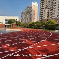 Piste de course en caoutchouc in situ pour complexe sportif, résistante aux UV, toutes saisons, qualité export pour les stades du Moyen-Orient