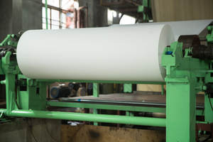 Papel de Grado Alimenticio con Revestimiento de Silicona Antiadherente de una Sola Cara, Rollo Jumbo para Empacar Pan y Leche - Product Image 3
