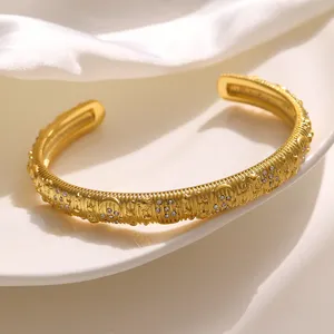 Xixi יהלום מותאם אישית זירקון יהלומים זירקון 18 קראט עיצוב פתוח נירוסטה תכשיטים אופנה צמידים