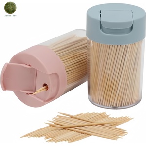 Stuzzicadenti in bambù aromatizzati di alta qualità <span class=keywords><strong>da</strong></span> 65 mm, mini stuzzicadenti in legno monouso personalizzati all'ingrosso - Product Image 1