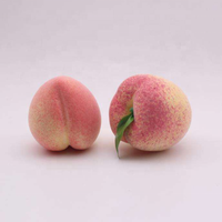 Kunstmatige perzik kerstdecoratie groothandel ambachtelijke schuim fruit groente levensechte nep fruit voor thuis feestelijke guirlande