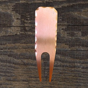 Outil de réparation de divots de golf en gros, fourches plates à double denture pour le remplacement de divots sur le parcours - Product Image 1