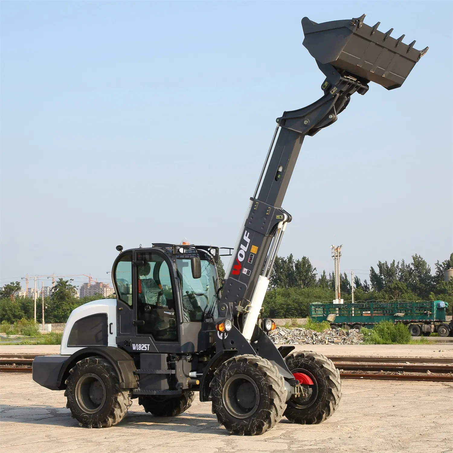 WOLF 1ton/1.6ton/2.5ton Mini caricatore articolato con braccio telescopico con telescopio