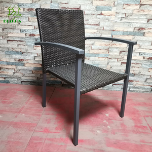 Ensemble de salle à manger de mobilier de <span class=keywords><strong>jardin</strong></span> d'extérieur en aluminium pe rotin économique 4-6 <span class=keywords><strong>personnes</strong></span> ensemble de chaises de table à manger d'extérieur en osier - Product Image 2