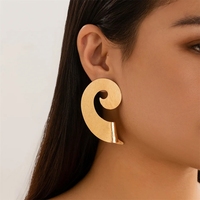 Boucles d'oreilles exagérées en forme de serpent vague irrégulière pour femmes déclaration de mode Punk Piercing boucle d'oreille bijoux Steampunk(ES198)