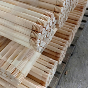 Manche de balai en bois de pin à prix abordable, bâton en bois naturel pour balai et serpillière, longueur personnalisée OEM ODM, fabricant d'usine - Product Image 1