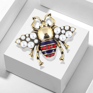Spilla Vintage a Forma di Ape con Perle, Elegante Broche a Forma di Insetto per Matrimoni, Fidanzamenti o Regalo, Tecnologia Placcata - Product Image 1