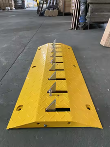 एक तरफा यातायात प्रबंधन के लिए रेड स्पाइक्स के साथ एक-तरफा टायर किलर - Product Image 3