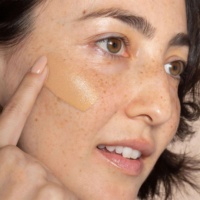 Créez votre propre logo – Hydratant teinté léger, maquillage quotidien, fond de teint teinté, super sérum 30 ml avec SPF 40