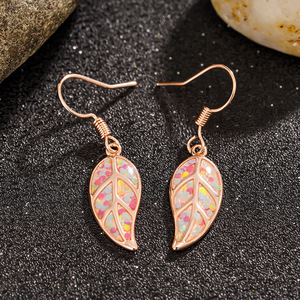 Orecchini Pendenti a Foglia in Smalto Color Oro Rosa per Donne, Gioielli Eleganti e Delicati per Uso Quotidiano - Product Image 6