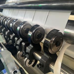 Máquina automática de corte de rollos de papel Jumbo térmico, nuevo Motor de rebobinado, buen precio, bomba PLC para producción de <span class=keywords><strong>caja</strong></span> <span class=keywords><strong>registradora</strong></span> - Product Image 4