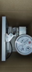 Fotocélula automática para la operación del anochecer al amanecer Luz de obstrucción LED L810 alimentada por energía solar de 12V CC de combustión constante roja - Product Image 2