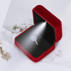 Manufacturer's Hot Selling High-end LED <b>Lights</b>, Jewelry Spray Paint Jewelry Boxes, Ring Boxes, Velvet Necklace Packaging Boxes - Product Image 4