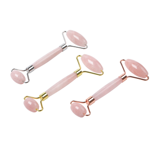 100% naturale rosa pietra di quarzo argento rullo facciale in <span class=keywords><strong>giada</strong></span> saldato struttura in metallo <span class=keywords><strong>massaggiatore</strong></span> per il <span class=keywords><strong>viso</strong></span> - Product Image 1