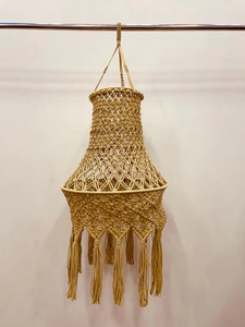Lámpara Colgante de Macramé Tejida a Mano, Luz Colgante Tejida Natural, Decoración Boho con Flecos para el Hogar - Product Image 3