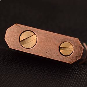 Briquet à pétrole vintage en cuivre moleté, durable, portable, coupe-vent, style rétro, vente en gros - Product Image 4