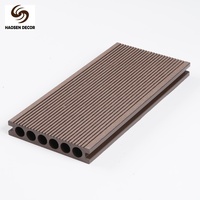 Planche de terrasse composite facile à installer, ignifuge et anti-termites, pour l'aménagement paysager