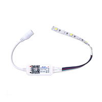 Vente chaude Mini RGBW LED Lights DC12V 24V Smart Phone Controlled Mini LED RGBW Dimmer