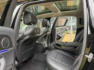 Ottima Offerta: Mercedes-Benz E300L Sporty Luxury 2.0T 9AT del 2016, Telecamera 360°, CCS, Autohold, <span class=keywords><strong>HAC</strong></span>, Tetto Panoramico, 4 Porte, 5 Posti, Auto Usata - Product Image 5