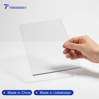 Plaques solides en polycarbonate modernes et durables pour toitures, panneaux de serre, de puits de lumière, de abris de voiture, de patios et d'entrepôts, résistantes aux UV