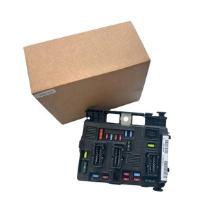 Scatola fusibili auto 6500 y3 BSM-B3 9650618280 9650618480 9643537880 per Peugeot <span class=keywords><strong>Partner</strong></span> 206 307 Citroen xsara <span class=keywords><strong>Berlingo</strong></span> picasso c2 c5 - Product Image 1