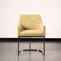 Chaise de salle à manger en cuir véritable et acier inoxydable de luxe léger, design de créateur, avec accoudoirs, pour villa, salon de thé