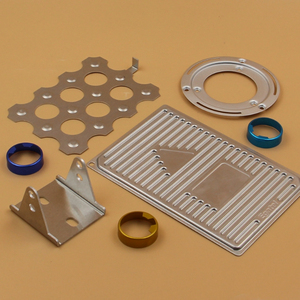 Pièces de tôle de plaque d'estampage de métal personnalisé pour les machines Service personnalisé d'usine à grande échelle - Product Image 4