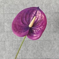 Colección de Flores Artificiales de Seda Realistas Hechas a Mano en Color Morado, Surtido de Rosas, Hortensias y Lirios para Bodas, Día de la Madre y Decoración de Exteriores