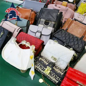 Tas tangan tas wanita digunakan tas luar ruangan menggunakan tas tangan grosir sepatu baju bekas dan tas