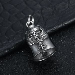Llavero de acero inoxidable con forma de calavera de motocicleta y alas, colgante unisex - Product Image 3