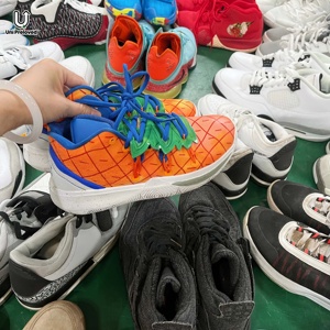 Chaussures d'occasion S4, chaussures de marque d'occasion, lots de chaussures de basketball, vente en gros directe d'usine, chaussures de sport pour hommes de qualité supérieure, expédition mondiale - Product Image 4