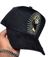Nouveau modèle 2026 Casquette de baseball en daim de luxe San Judas Tadeo avec broderie croix et strass, épingles métalliques, thème religieux